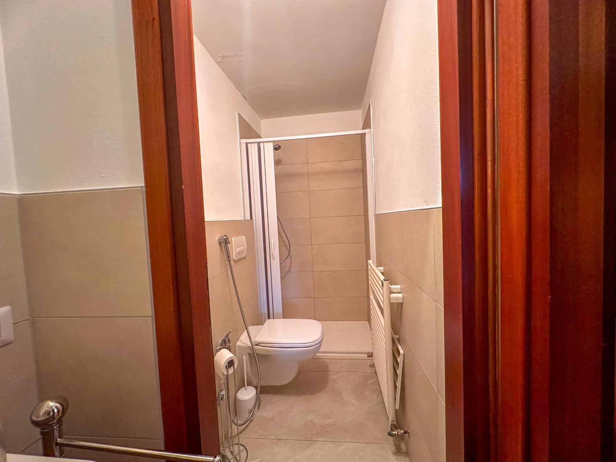 Appartamento A Due Passi Dal Lago Con Box Dorio ภายนอก รูปภาพ