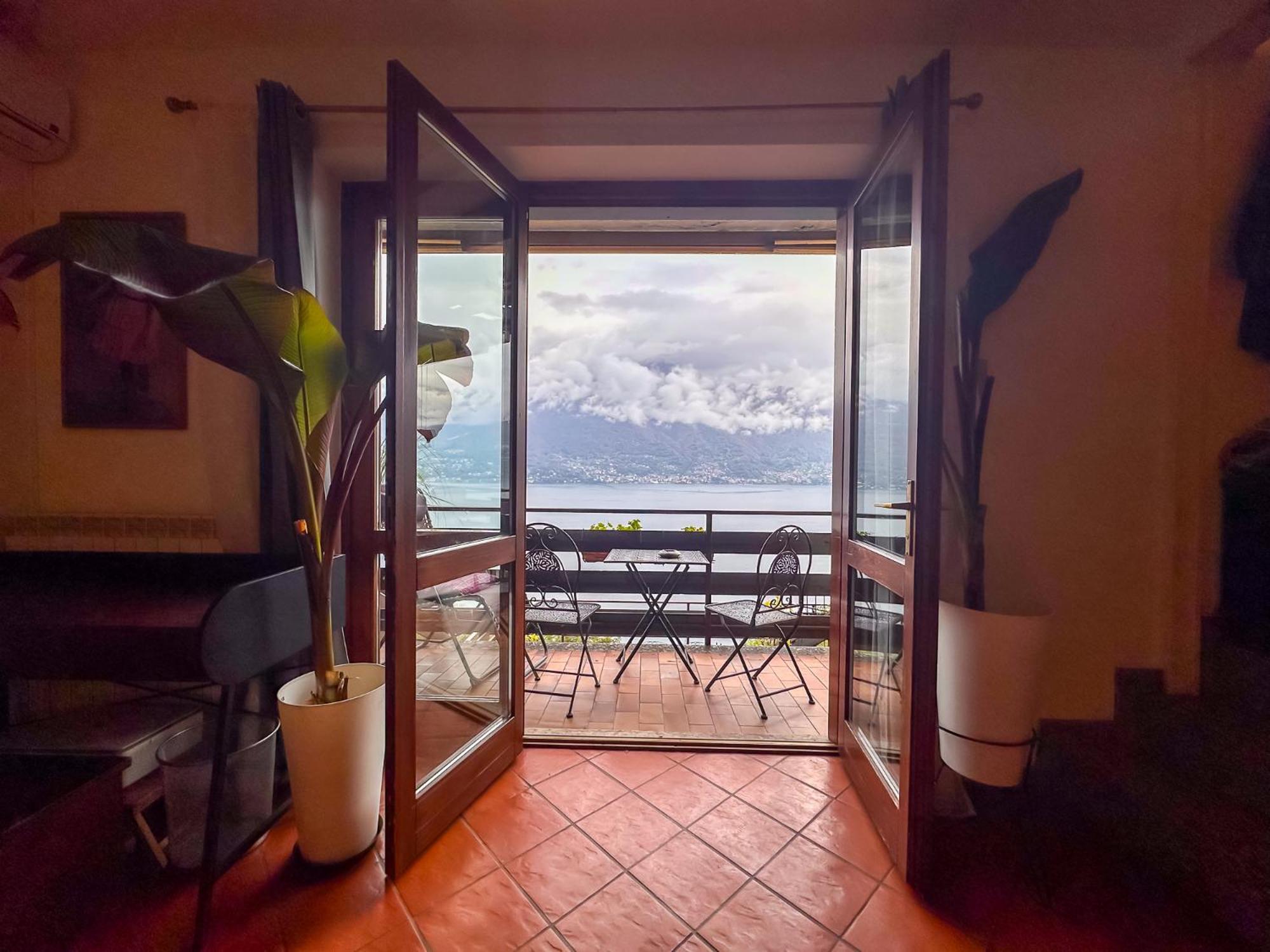 Appartamento A Due Passi Dal Lago Con Box Dorio ภายนอก รูปภาพ