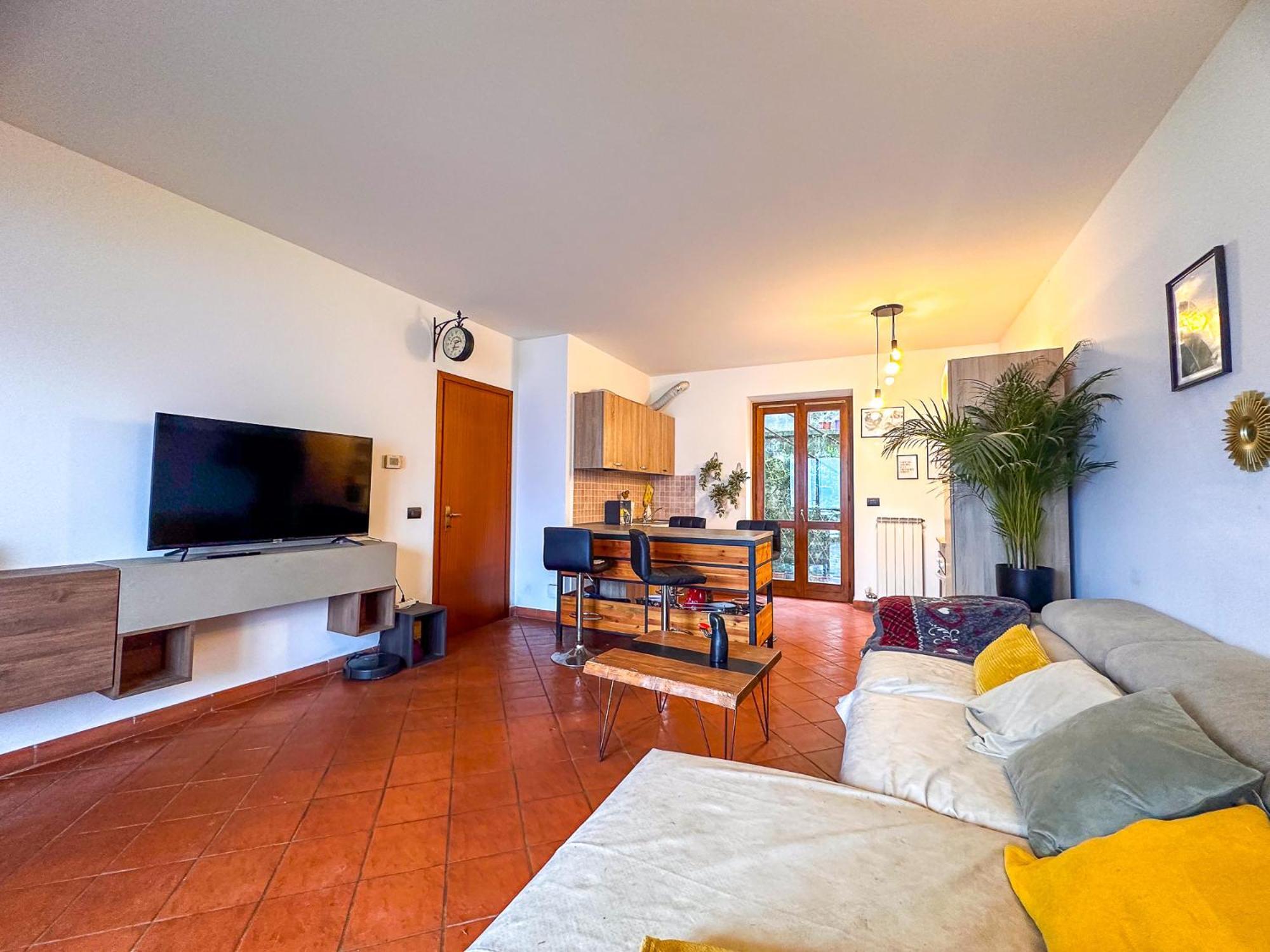 Appartamento A Due Passi Dal Lago Con Box Dorio ภายนอก รูปภาพ